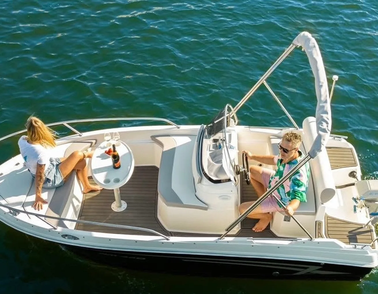 QX 460 Open — details aan boord