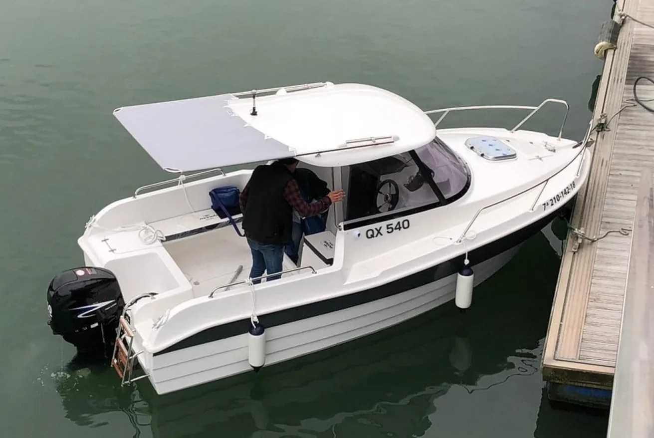 QX 540 Pilothouse — kajuit