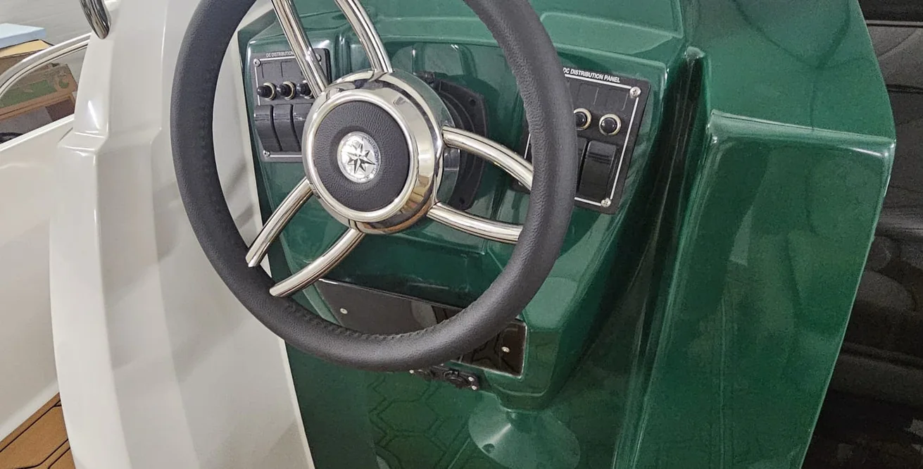 QX 570 Sundeck — zitruimte